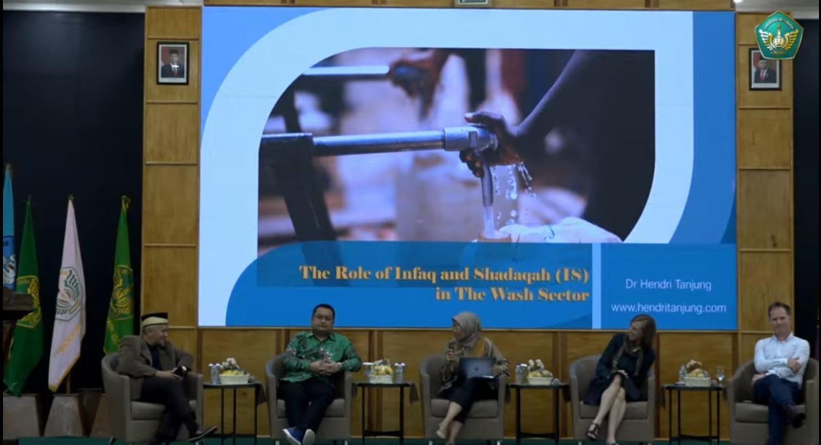 Dr. Hendri Tanjung menghadiri undangan dalam acara seminar internasional yang bertajuk “The Role Of Regulation And Governance In The Wash Sector”