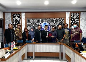 Sinergi Publikasi Ilmiah: Pascasarjana UIKA Bogor Studi Banding ke Universitas Ahmad Dahlan Yogyakarta