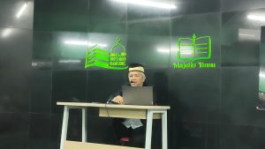 Dr. Hendri Tanjung Sampaikan Strategi Menuju Ampunan Allah dan Surga di Masjid Wisma Bakrie
