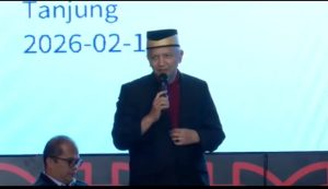 H Hendri Tanjung,Ph.D ( Direktur, Pasca Sarjana UIKA Bogor) Di Launching peta Jalan Strategis Indonesia Berdaya Saing Global
