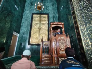 Khotbah Jumat di Masjid Al Kautsar Unpak: Buya Hendri Tanjung, Ph.D. Tegaskan Bahaya LGBTQ Sebagai Ancaman Nyata Bangsa dan Agama